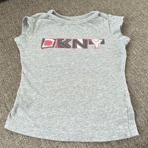 DKNY Girls Gray Boatneck Cap Sleeve T-shirt Size 4